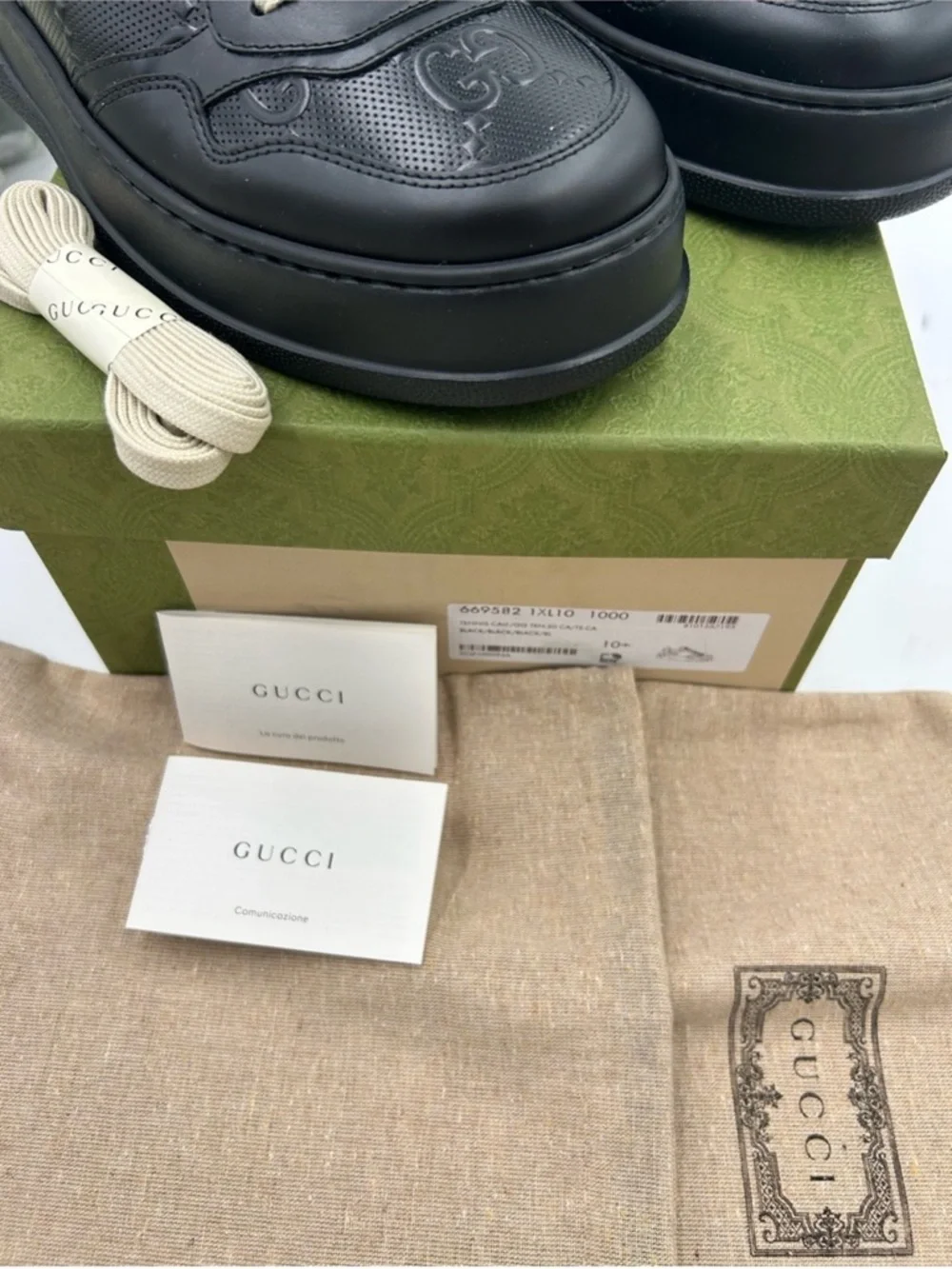Men’s Gucci GG embossed leather sneakers size 10.5 made in Italy